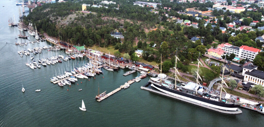 60 ships in the western harbour of Mariehamn